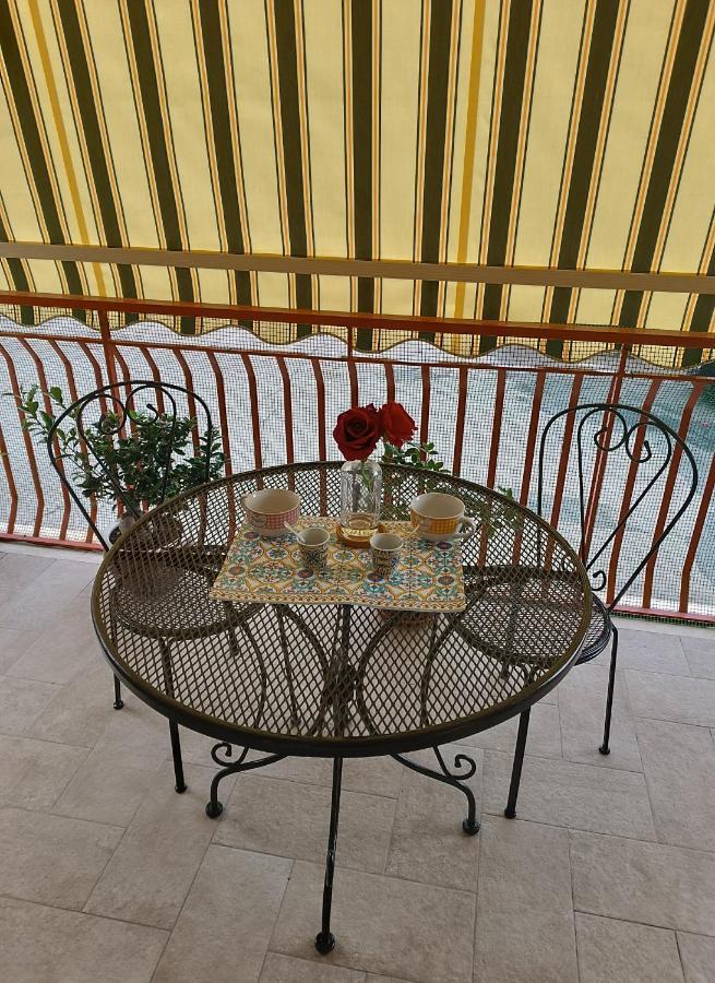 Casa Azzurra Apartamento Giardini Naxos Exterior foto